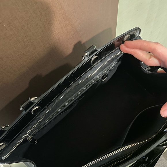 Authentic Louis Vuitton Brea shoulder bag - Picture 6 of 9